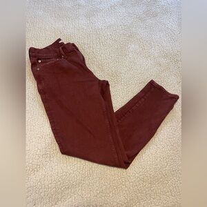 Men’s burgundy relax slim taper jeans